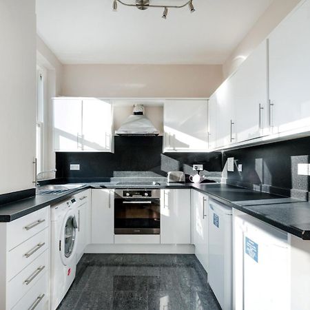 Central Apartment Paddington Лондон Номер фото