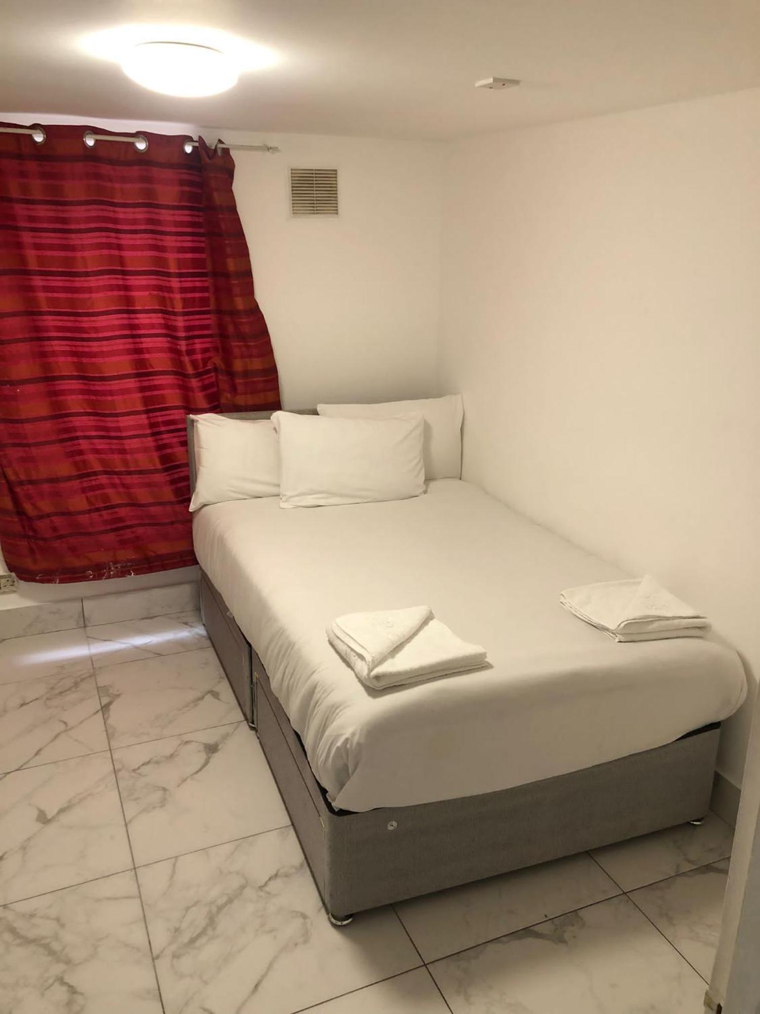 Central Apartment Paddington Лондон Номер фото