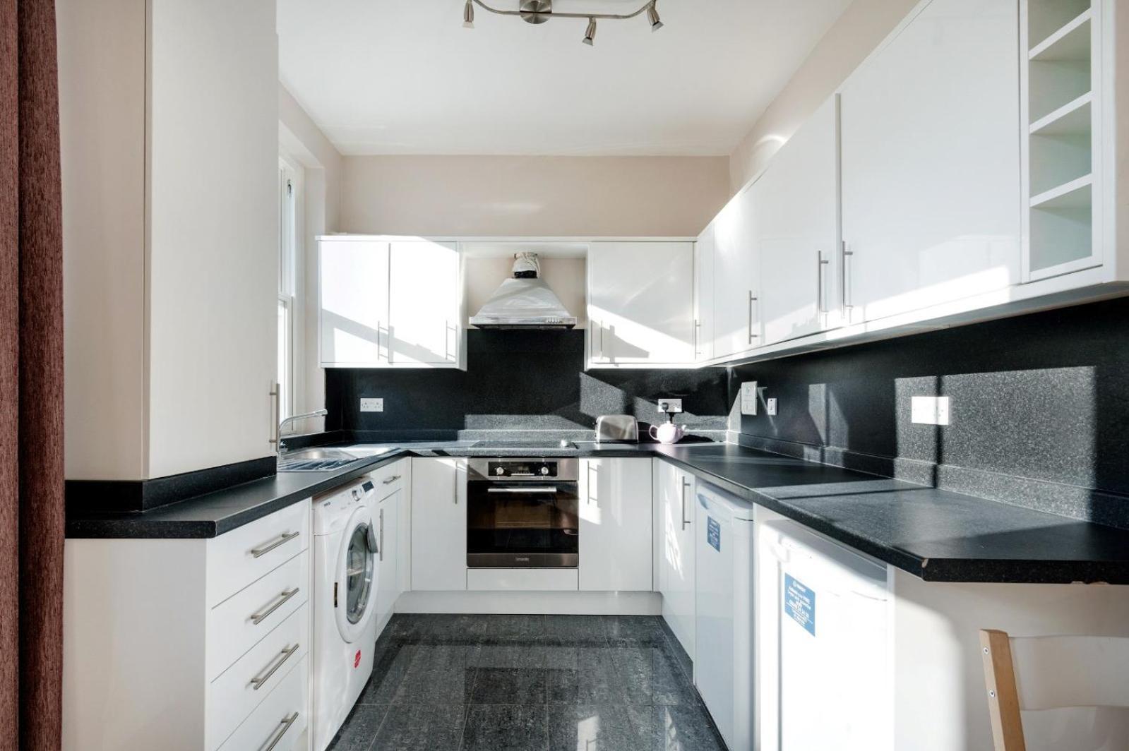 Central Apartment Paddington Лондон Номер фото