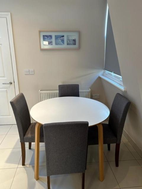 Central Apartment Paddington Лондон Номер фото