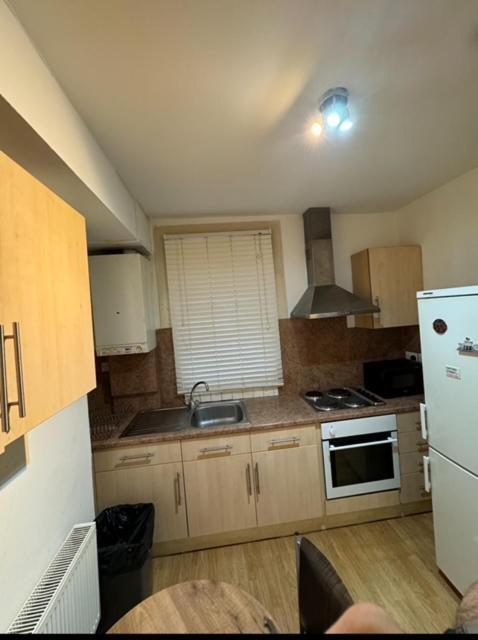 Central Apartment Paddington Лондон Номер фото